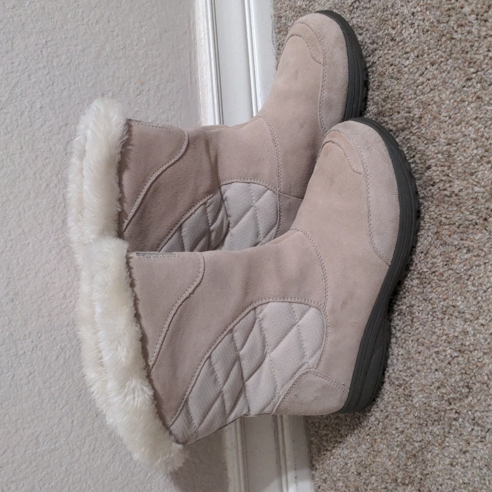 Columbia Snow Boots